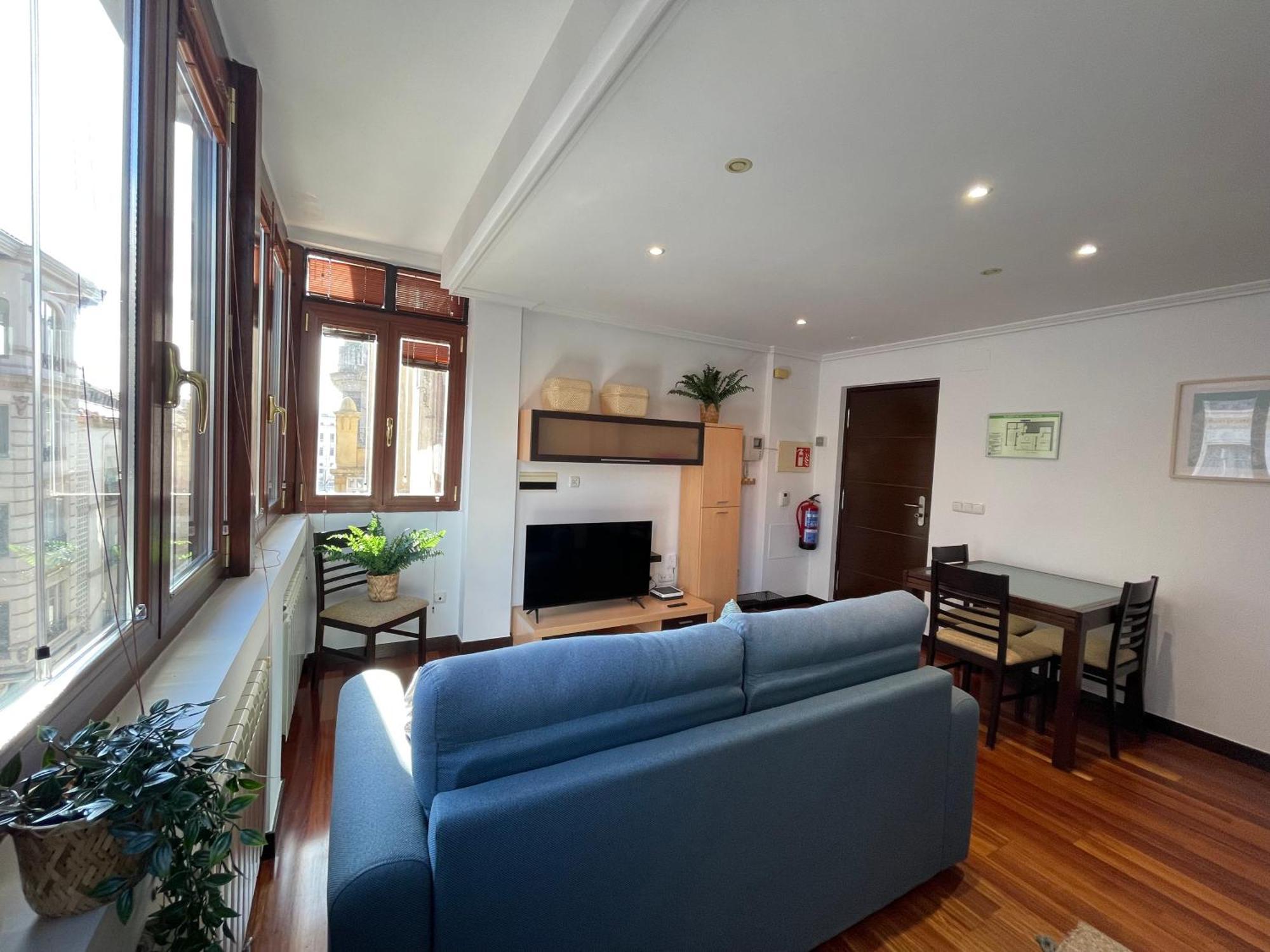 Atuaire Home Vivienda A Luminosa Parking Incluido En Plena Calle Comercial Burgo Exteriér fotografie