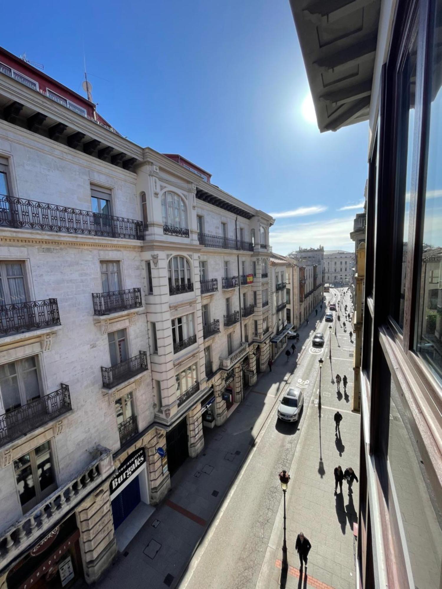 Atuaire Home Vivienda A Luminosa Parking Incluido En Plena Calle Comercial Burgo Exteriér fotografie